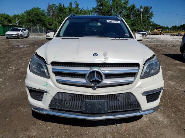 2014 MERCEDES-BENZ GL GL 550 4MATIC