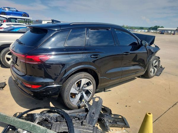 2025 AUDI Q6 E-TRON