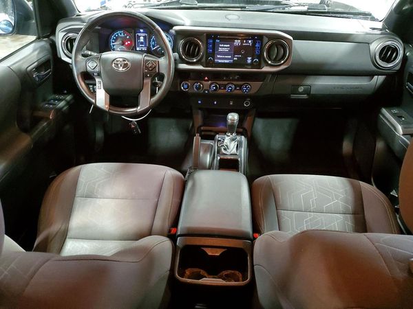 2017 TOYOTA TACOMA