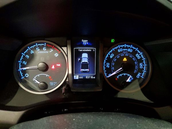 2017 TOYOTA TACOMA