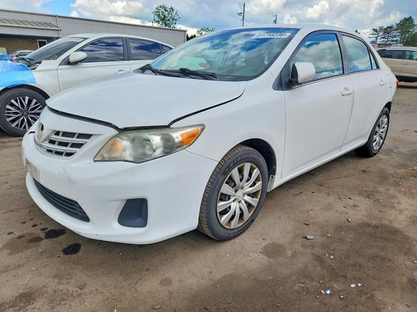 2013 TOYOTA COROLLA