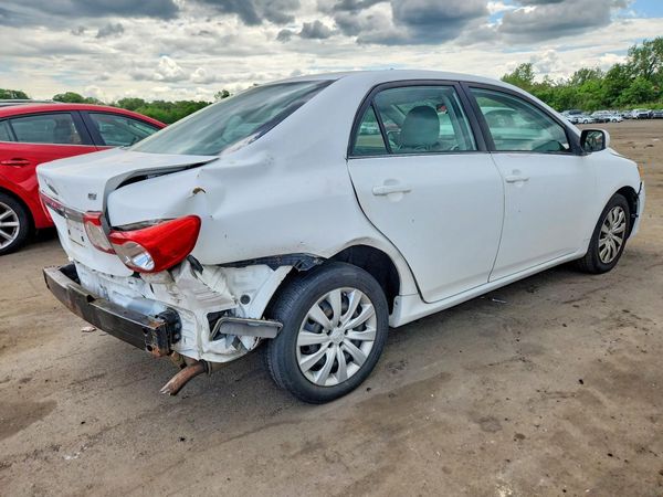 2013 TOYOTA COROLLA