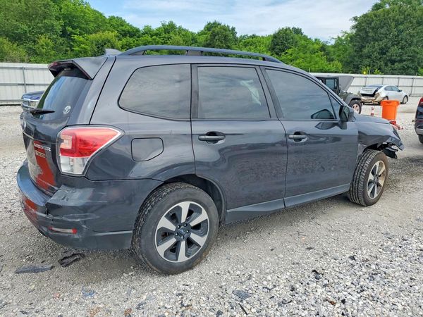 2018 SUBARU FORESTER