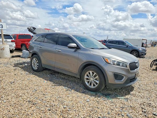 2018 KIA SORENTO L, LX