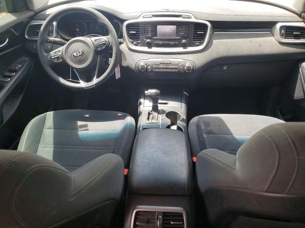 2018 KIA SORENTO L, LX