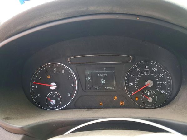 2018 KIA SORENTO L, LX