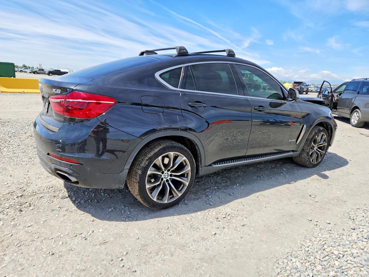 2015 BMW X6 xDrive50i