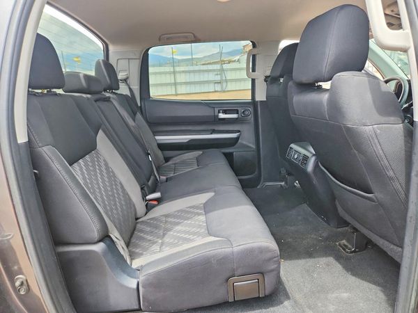 2018 TOYOTA TUNDRA