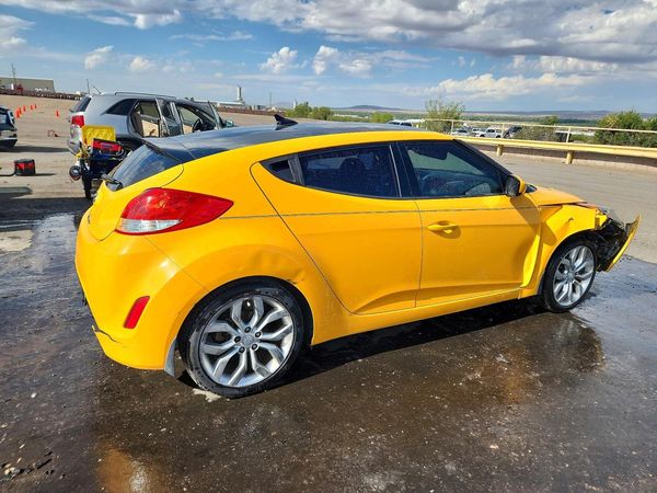 2013 HYUNDAI VELOSTER
