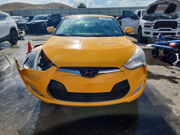 2013 HYUNDAI VELOSTER