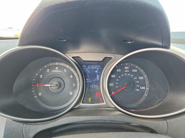2013 HYUNDAI VELOSTER