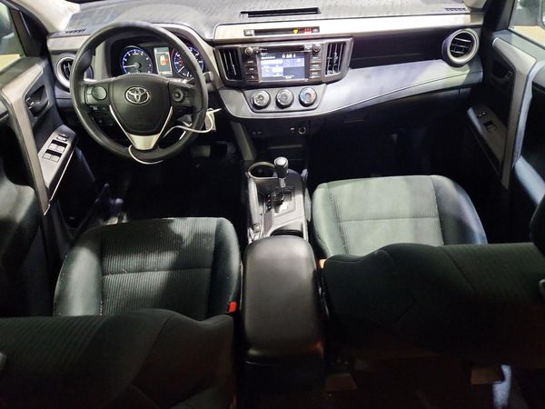 2017 TOYOTA RAV4 LE