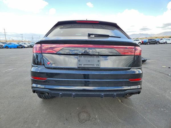 2025 AUDI Q8