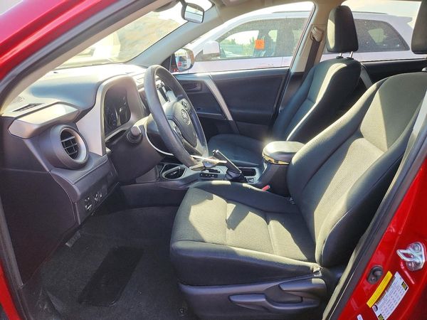 2017 TOYOTA RAV4 LE