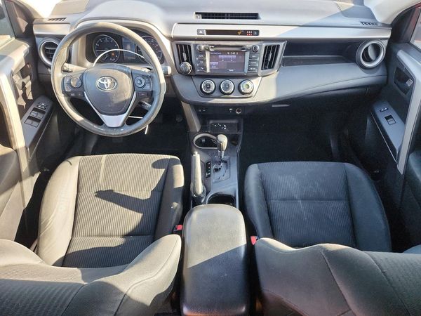 2017 TOYOTA RAV4 LE