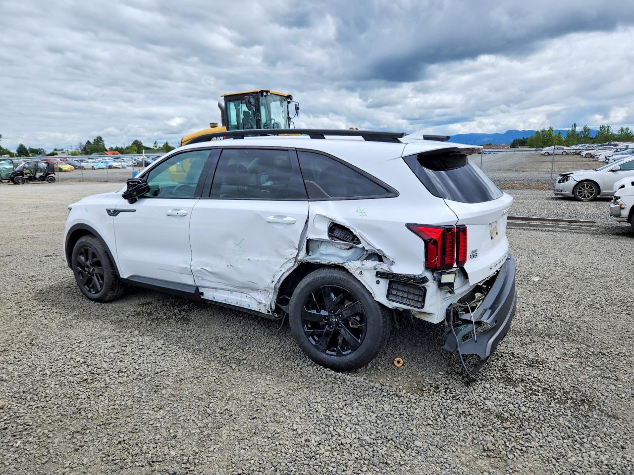 2022 KIA SORENTO S