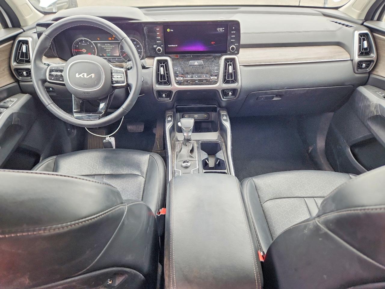 2022 KIA SORENTO S