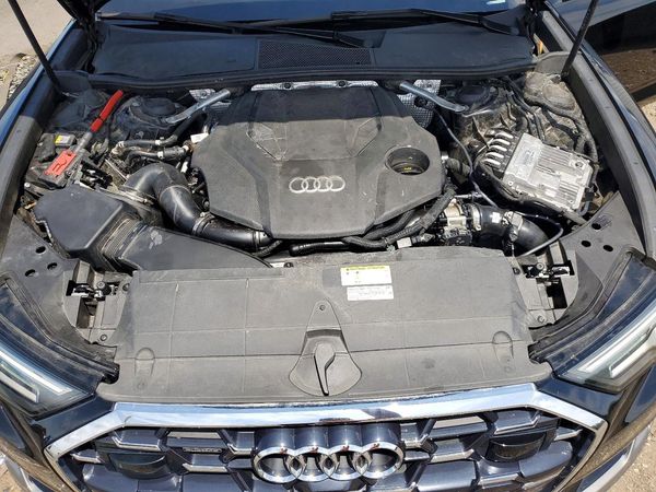 2024 AUDI A6 quattro Premium Plus