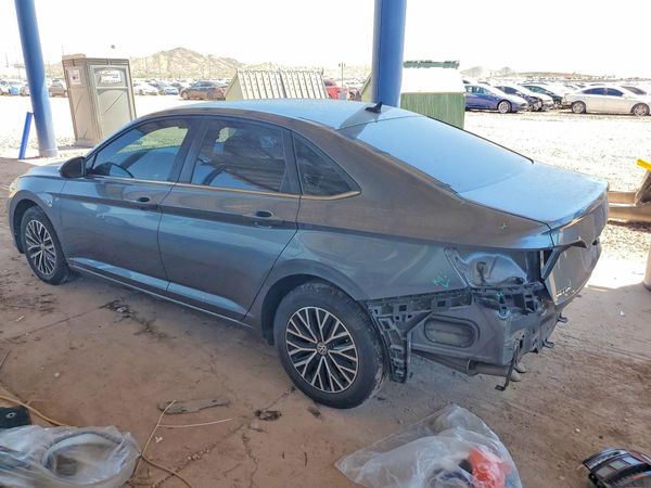 2021 VOLKSWAGEN JETTA S / SE / R-Line