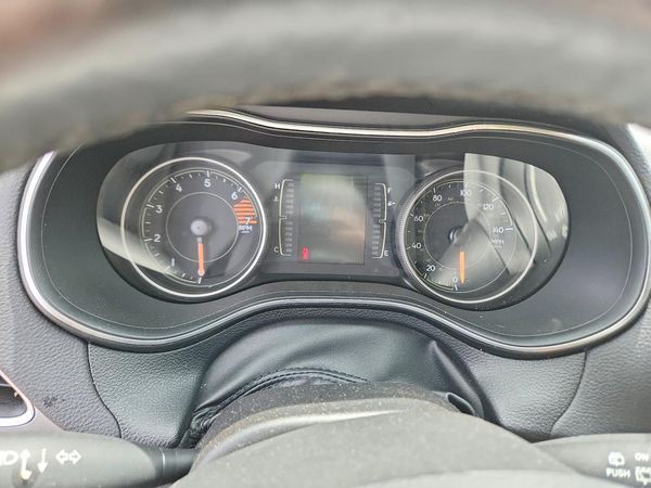 2019 JEEP CHEROKEE LATITUDE PLUS 4X4