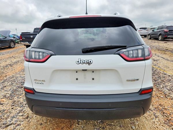 2021 JEEP CHEROKEE LATITUDE PLUS 4X4