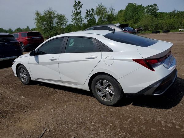 2024 HYUNDAI ELANTRA SE