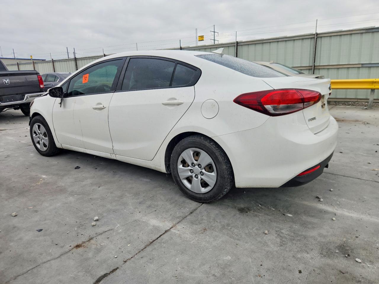 2017 KIA FORTE LX Base