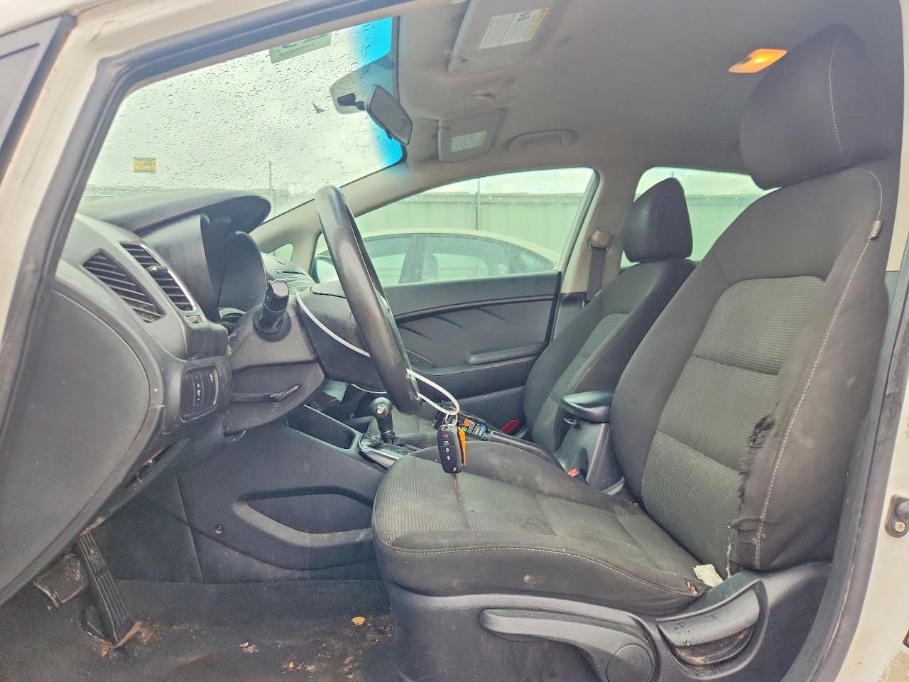 2017 KIA FORTE LX Base