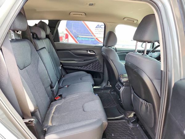 2023 HYUNDAI SANTA FE SE