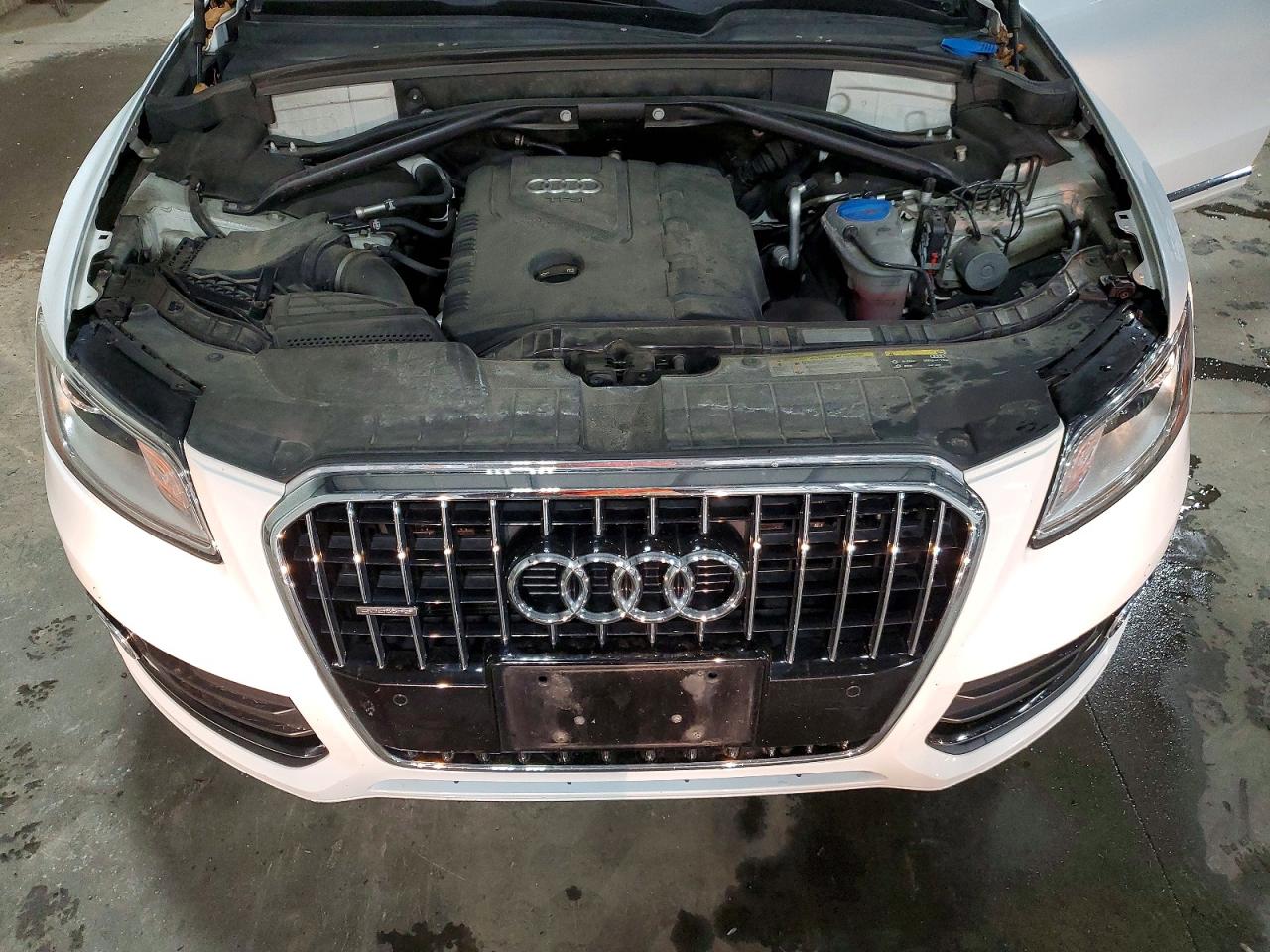 2017 AUDI Q5 quattro Premium Plus