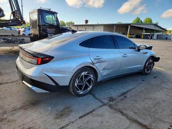 2024 HYUNDAI SONATA SEL w/ Convenience Pkg
