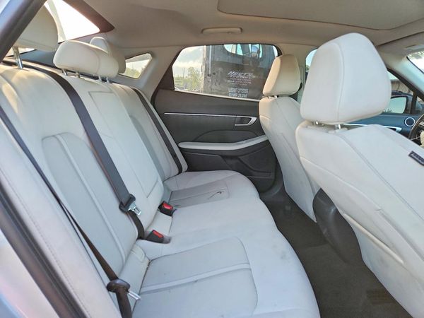 2024 HYUNDAI SONATA SEL w/ Convenience Pkg