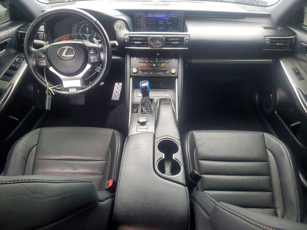 2018 LEXUS IS