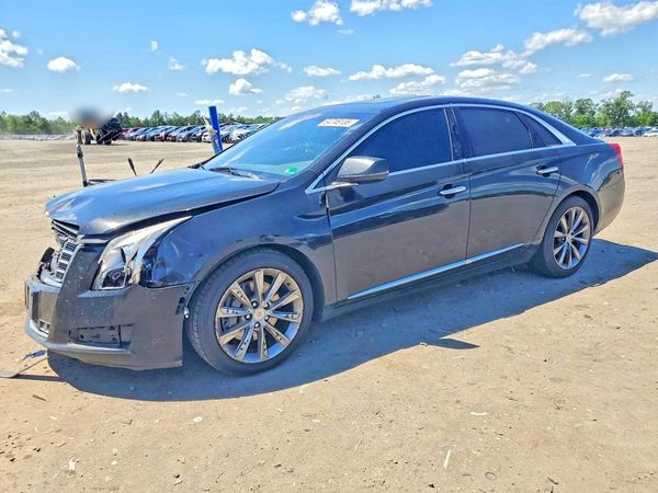 2013 CADILLAC XTS Base
