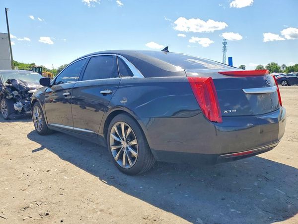2013 CADILLAC XTS Base
