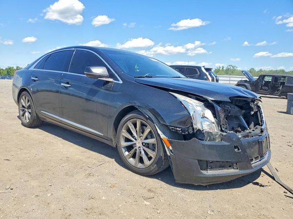 2013 CADILLAC XTS Base