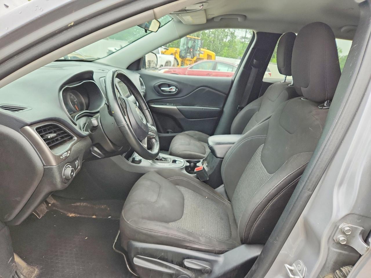 2019 JEEP CHEROKEE LATITUDE 4X4