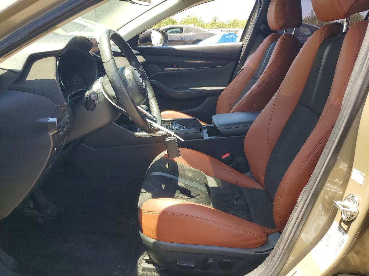 2024 MAZDA 3 Carbon Turbo