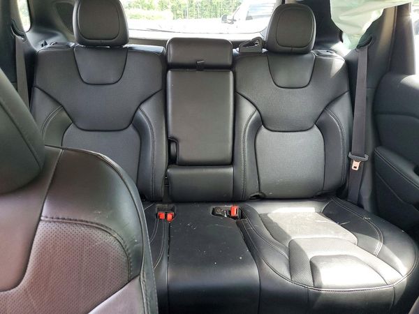 2023 JEEP CHEROKEE ALTITUDE LUX 4X4