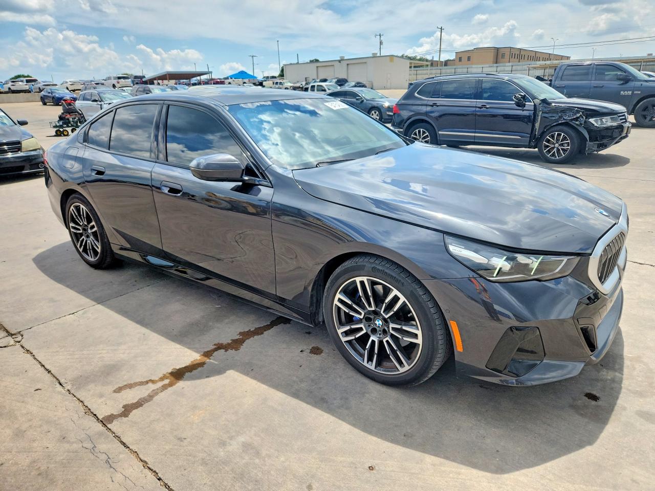 2025 BMW 530