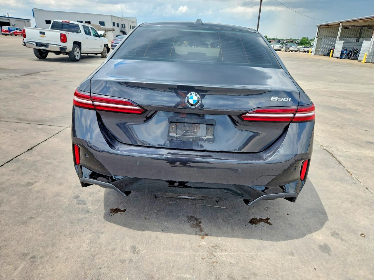 2025 BMW 530