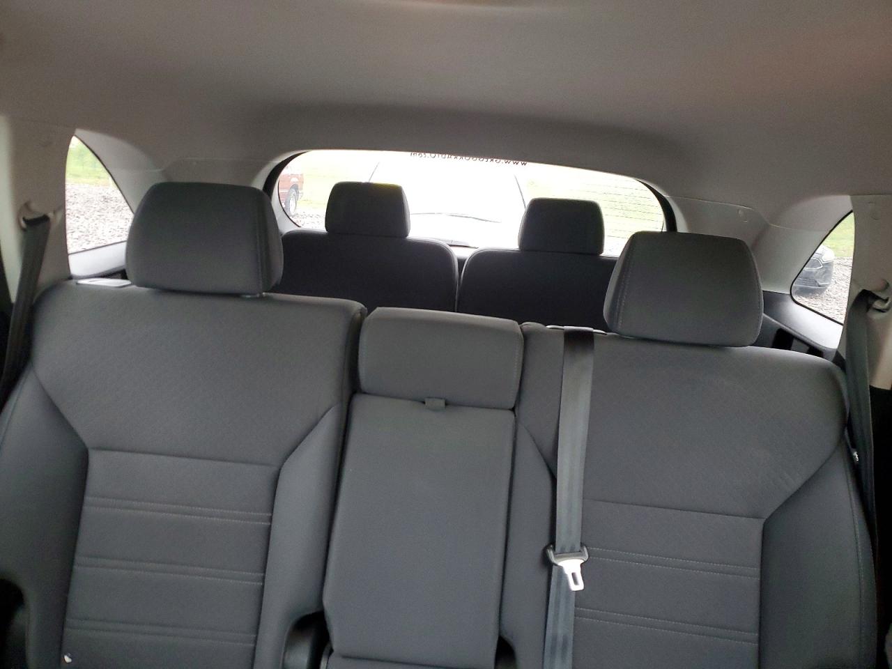 2016 KIA SORENTO L / LX