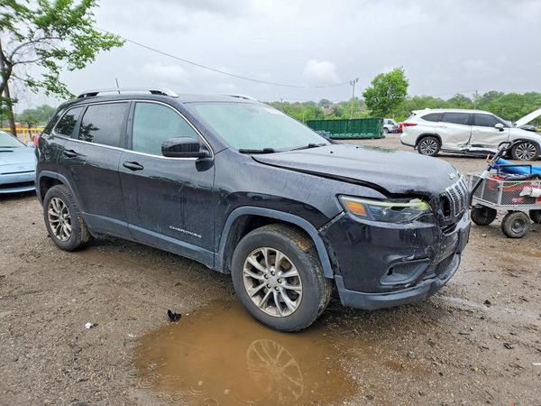 2019 JEEP CHEROKEE LATITUDE PLUS 4X4