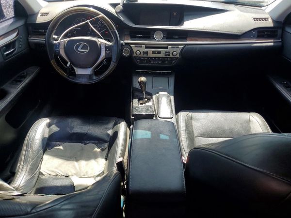 2015 LEXUS ES