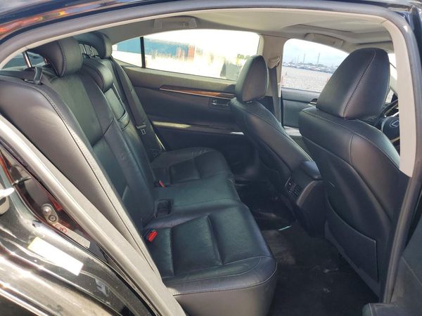 2015 LEXUS ES
