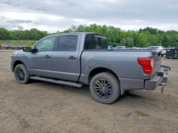 2018 NISSAN TITAN