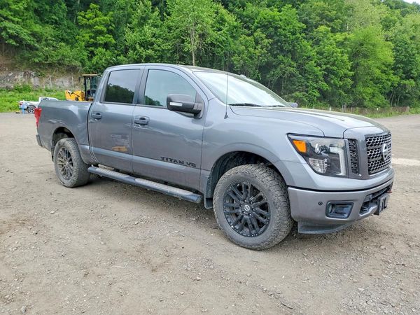 2018 NISSAN TITAN
