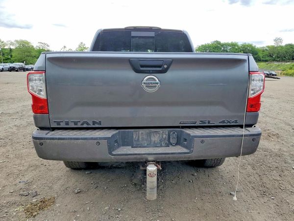 2018 NISSAN TITAN