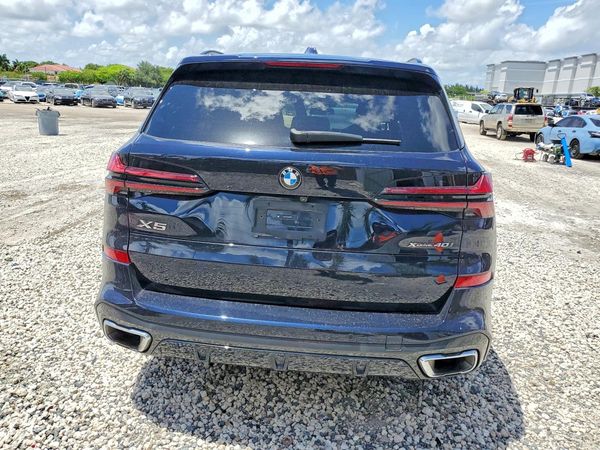 2025 BMW X5 xDrive40i