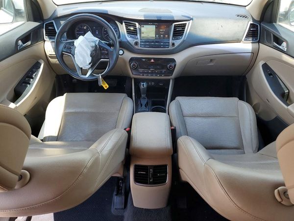 2017 HYUNDAI TUCSON